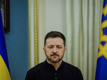Политолог Батурин: прекращение конфликта на Украине угрожает европейским элитам