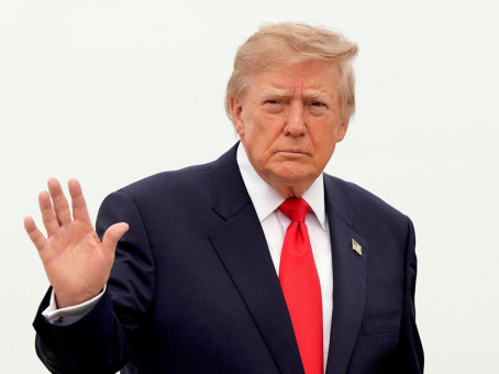 В Кремле не знают о планах Трампа прекратить обмен разведданными с Украиной