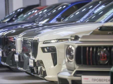 Узнали, сколько стоит купить новый автомобиль в Ленобласти