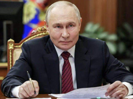 Путин: Россия готова возобновить трёхсторонние переговоры по Украине