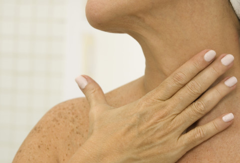 Красные точки на теле: причины их появления