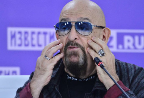 Зачем Михаил Шуфутинский наврал о женитьбе на молодой танцовщице