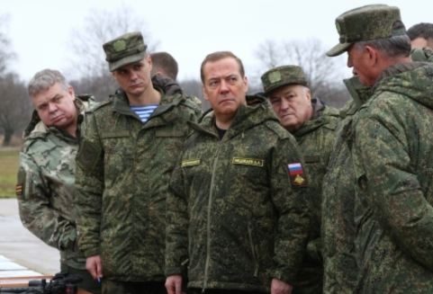 Медведев заявил, что будет с ЕС в случае конфликта с РФ