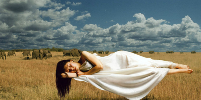 Почему в момент засыпания вы ощущаете падение