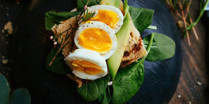 Опасно ли ежедневно есть яйца?