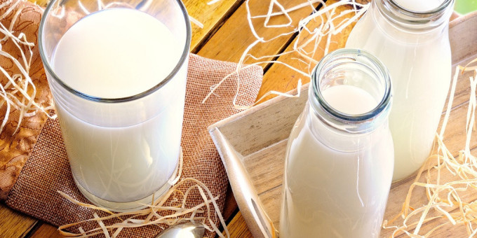 Почему врачи запрещают пить молоко при простуде