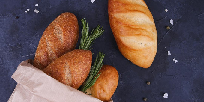 Вот зачем на нарезном батоне делают насечки