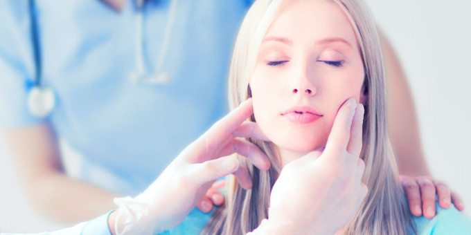 Самые безумные просьбы к пластическому хирургу