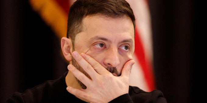 НЕ ПОДЛЕЖИТ ОБЪЯСНЕНИЮ: СТАЛО ИЗВЕСТНО ЧЕМ ЗАНЯТ ЗЕЛЕНСКИЙ, ПОКА УКРАИНА ПОД УДАРОМ