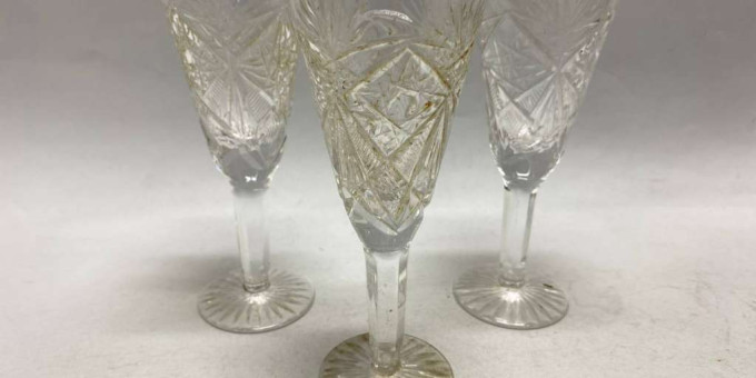 Сколько стоит советский хрусталь, и почему он всё больше и больше в цене