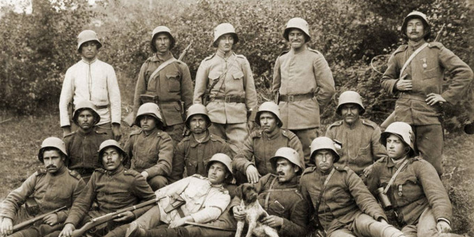 Зачем немецкие солдаты надевали рогатые шлемы