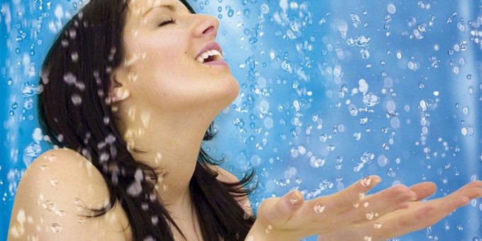 Ежедневный душ вреден: врачи назвали основные ошибки