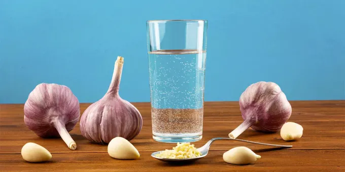 Медики подсказали, как правильно есть чеснок