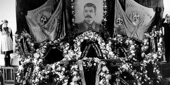 Почему похороны Сталина обернулись трагедией