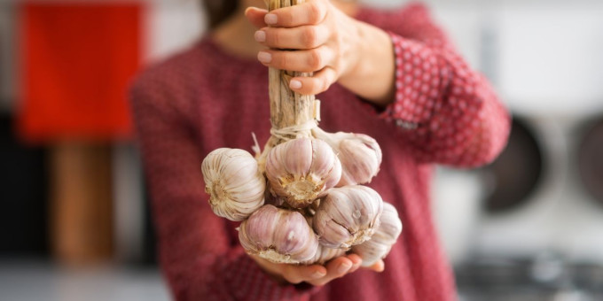 Что происходит с человеком, который ест чеснок?