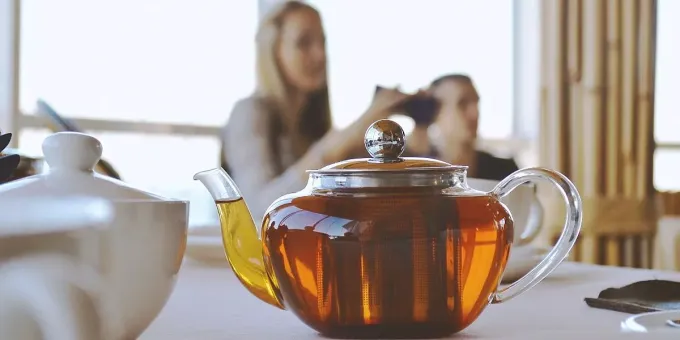 Почему воду для чая нельзя кипятить