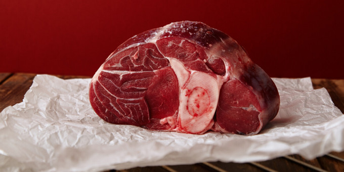 Почему нельзя мыть мясо