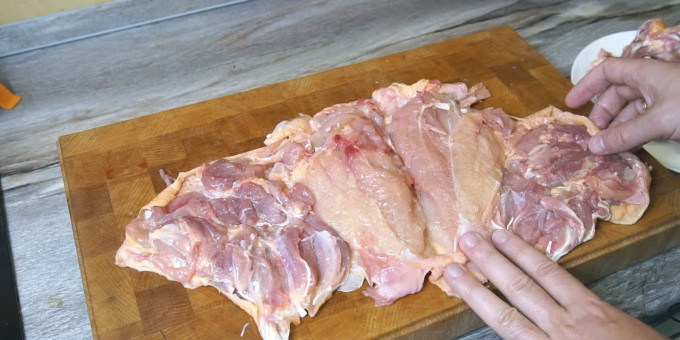 Как за 2 минуты удалить все кости из курицы