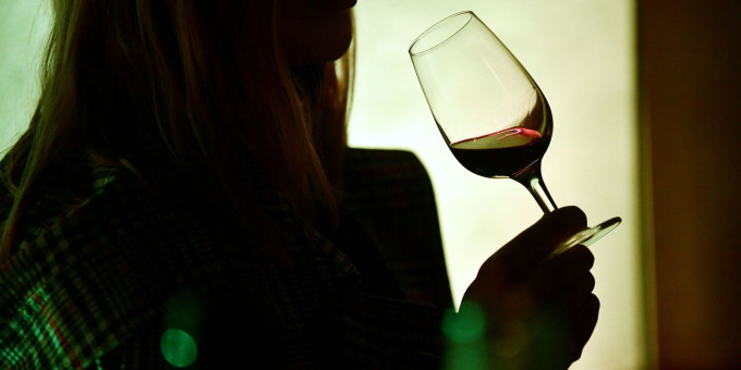 Ученые назвали алкогольный напиток, предотвращающий рак