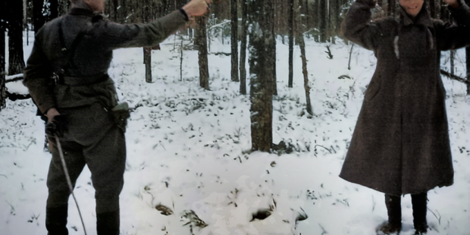 Фото 64 года было под запретом: поступок русского до расстрела