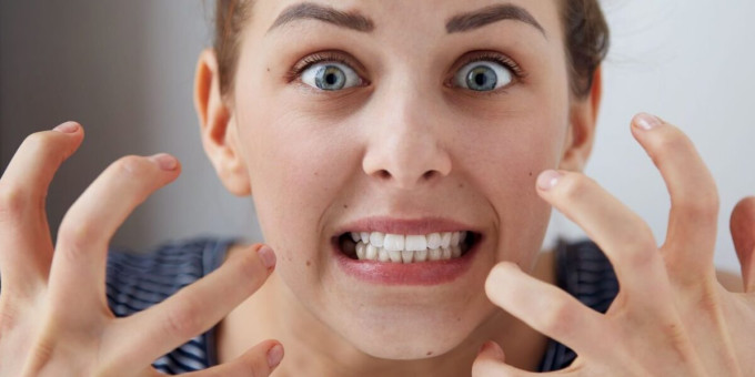 12 знаков, предупреждающих, что перед вами злой человек