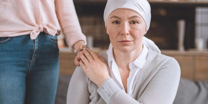 Как определить рак по лицу: 2 очевидных признака