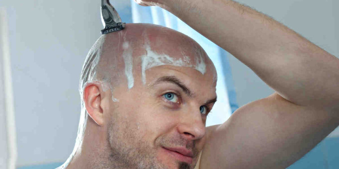 Бритье наголо: чем это опасно для мужчин