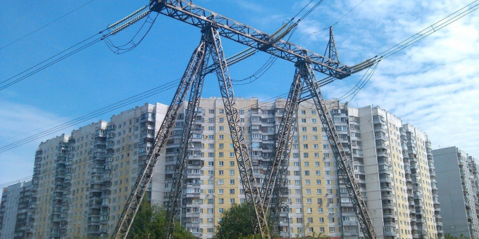 Жизнь рядом с ЛЭП: как это влияет на организм человека