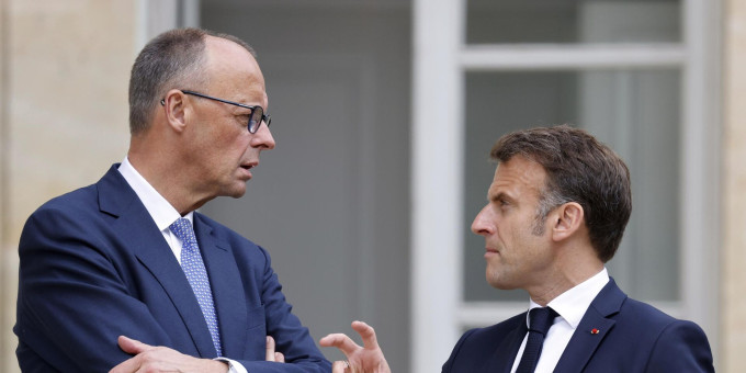 Конфликт Макрона и Мерца обострился из-за РФ