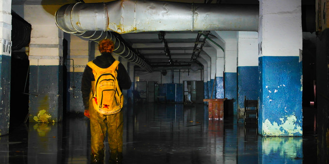 Странная и пугающая находка в затопленном советском бункере