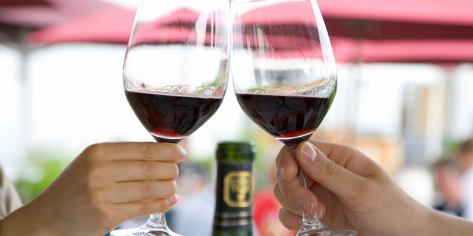 Достойный и четкий ответ жены на неудачный тост мужа