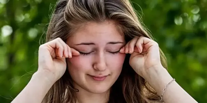 Зуд в глазах указывает на страшную болезнь