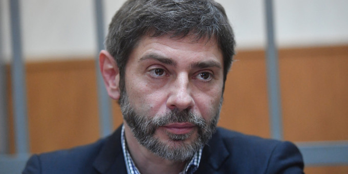 Психбольница и измены: за что судьба наказывает Валерия Николаева