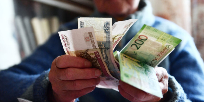 Кому в марте придут двойные пенсии