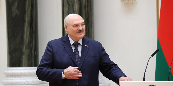 Лукашенко шуткой ответил на обращение «господин президент»