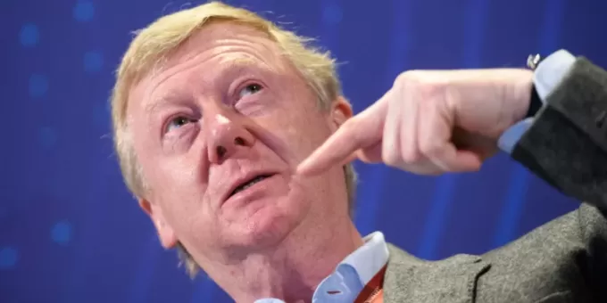 Чубайс потребовал от Канады снять с него санкции