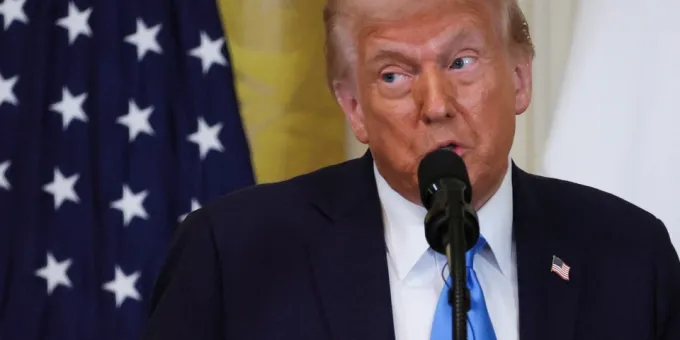 Трамп загадочно ответил на вопрос о будущем руководстве Ирана