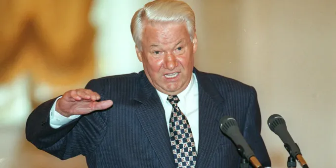 Серый кардинал: вот кто на самом деле управлял Ельциным