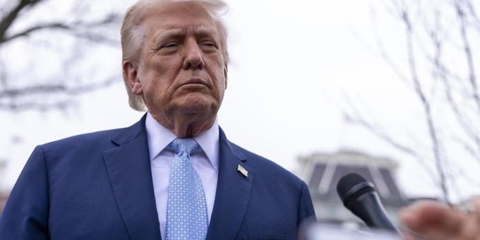 Трамп продешевил: масштабные провалы президента США