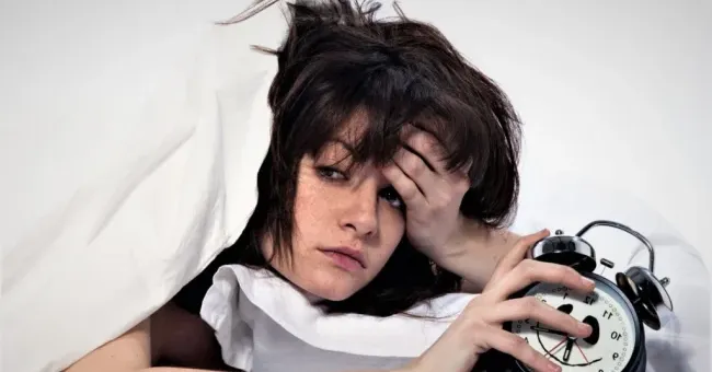 Онкологи раскрыли два ночных симптома, которые укажут на рак