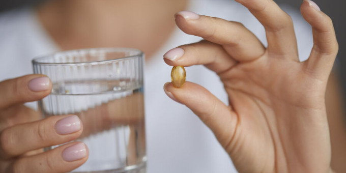 Врачи назвали витамины, которые помогут пережить весну