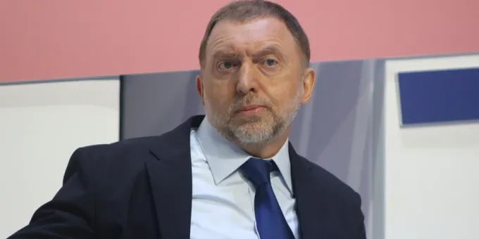 Дерипаске предложили поработать шесть дней по 12 часов на заводе