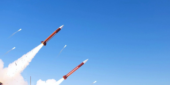 Удар в спину: Иран запустил ракеты после слов о перемирии