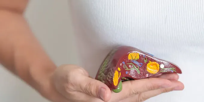 Этот овощ есть у всех: он спасает печень от ожирения