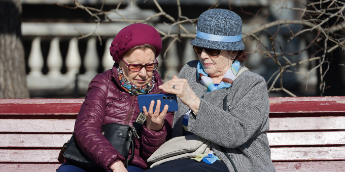 Почему 40 лет стажа дают пенсию всего 10–15 тысяч рублей