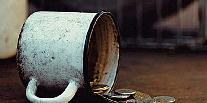 3 знака Зодиака, которым на роду написана бедность на старости