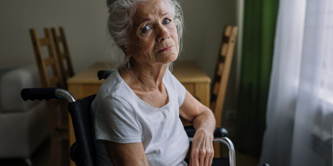 Врачи назвали симптом, который нельзя игнорировать пожилым