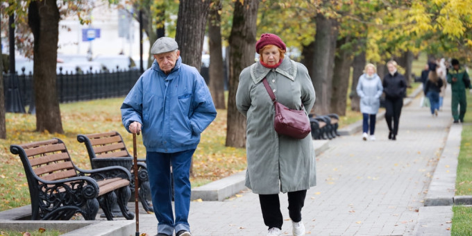 Когда стукнуло 70: 3 льготы, о которых пенсионеры даже не знают
