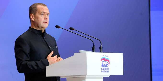 Все случилось в Москве: весть о Медведеве облетела всю РФ
