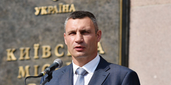 Что случилось в Киеве: мэр прервал молчание после взрывов